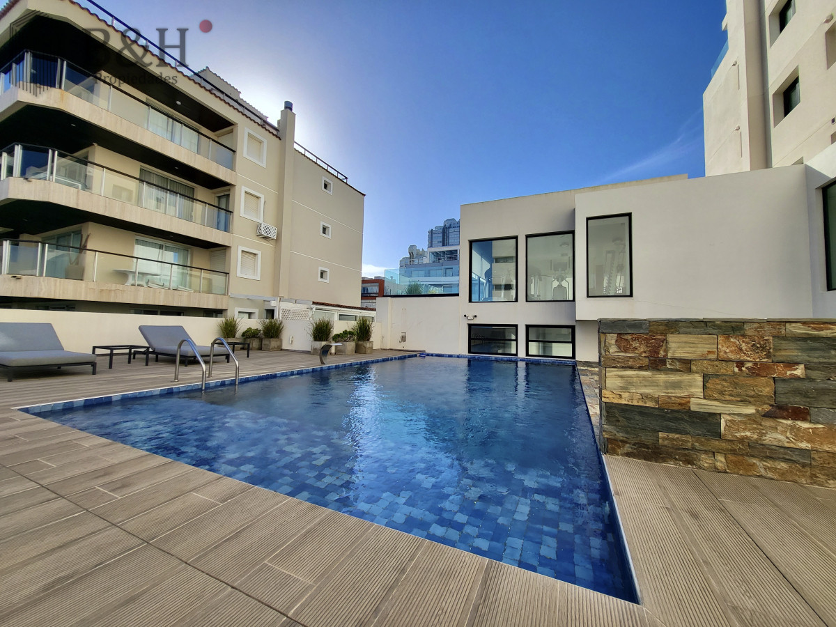 Apartamento ID.71138 - Alquiler apartamento en primera linea Punta del Este - 3 dormitorios