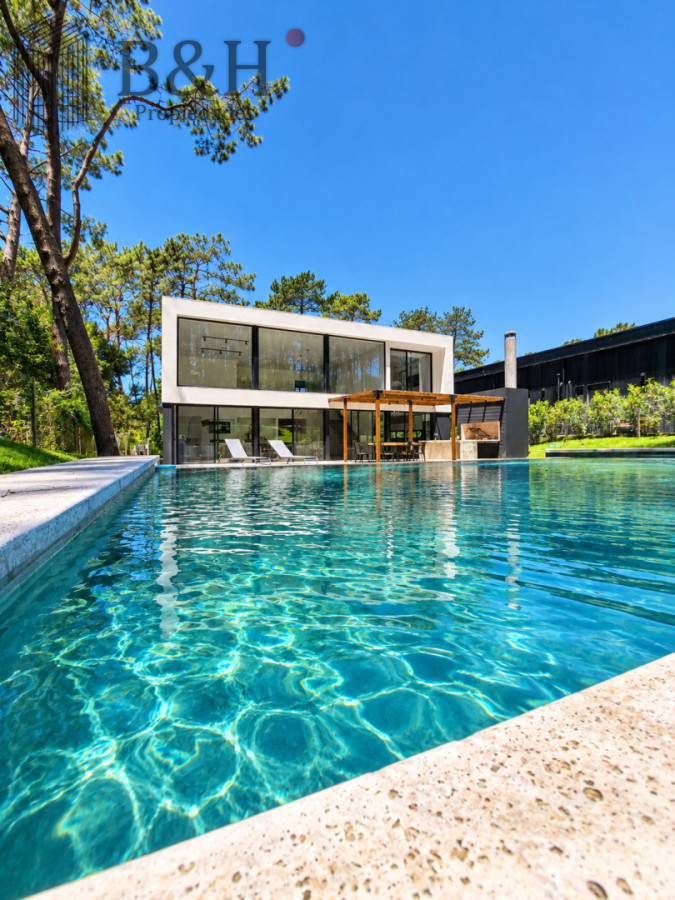 Casa ID.6279 - Playa Brava - Casa 4 dormitorios en barrio privado, Rincón del Indio