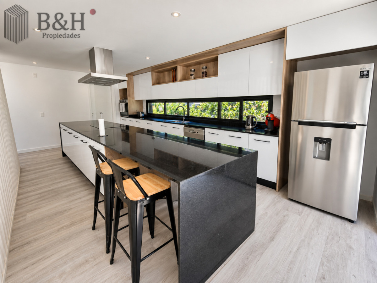 Casa ID.6279 - Playa Brava - Casa 4 dormitorios en barrio privado, Rincón del Indio