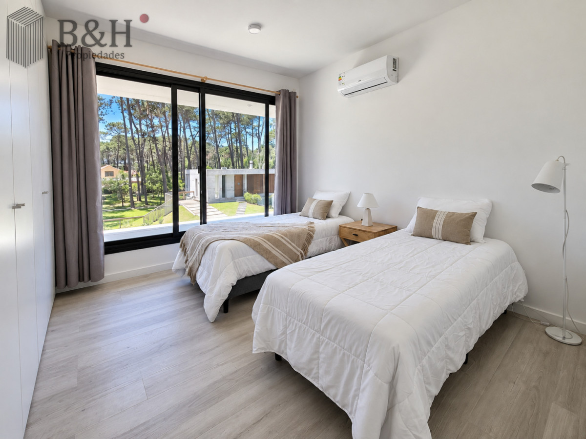 Casa ID.6279 - Playa Brava - Casa 4 dormitorios en barrio privado, Rincón del Indio
