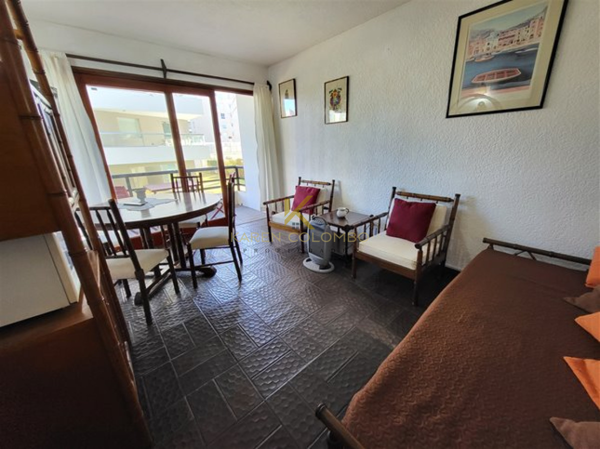 Apartamento ID.21095415 - Venta apartamento Punta del Este - 1 dormitorio, garage y parrillero