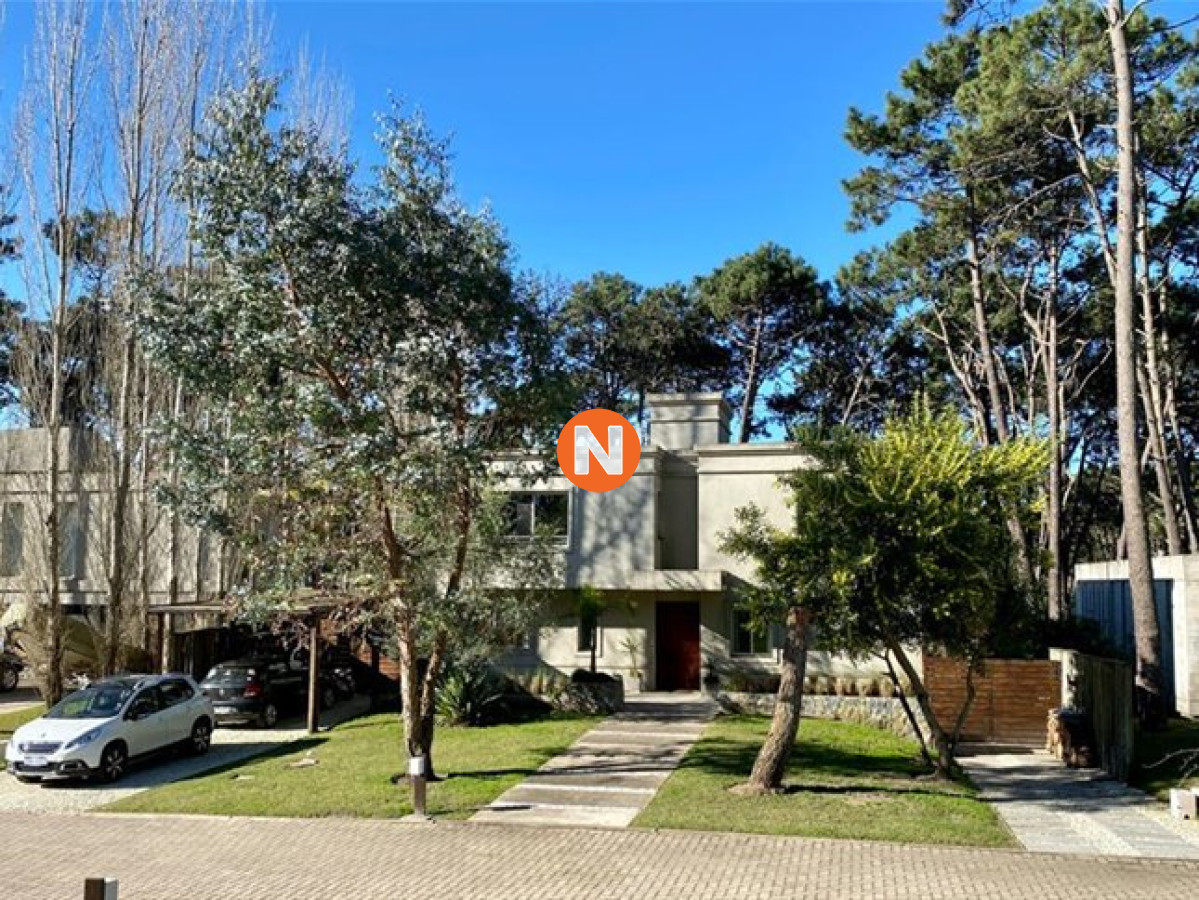 Casa Ref.223806 - Casa Barrio Cerrado Noreste Rincón del Indio Punta del Este