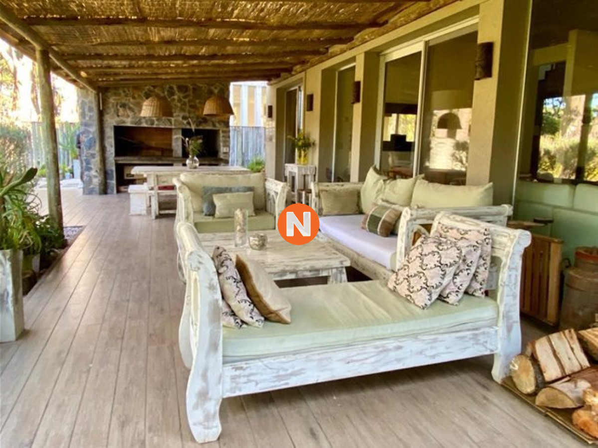 Casa Ref.223806 - Casa Barrio Cerrado Noreste Rincón del Indio Punta del Este
