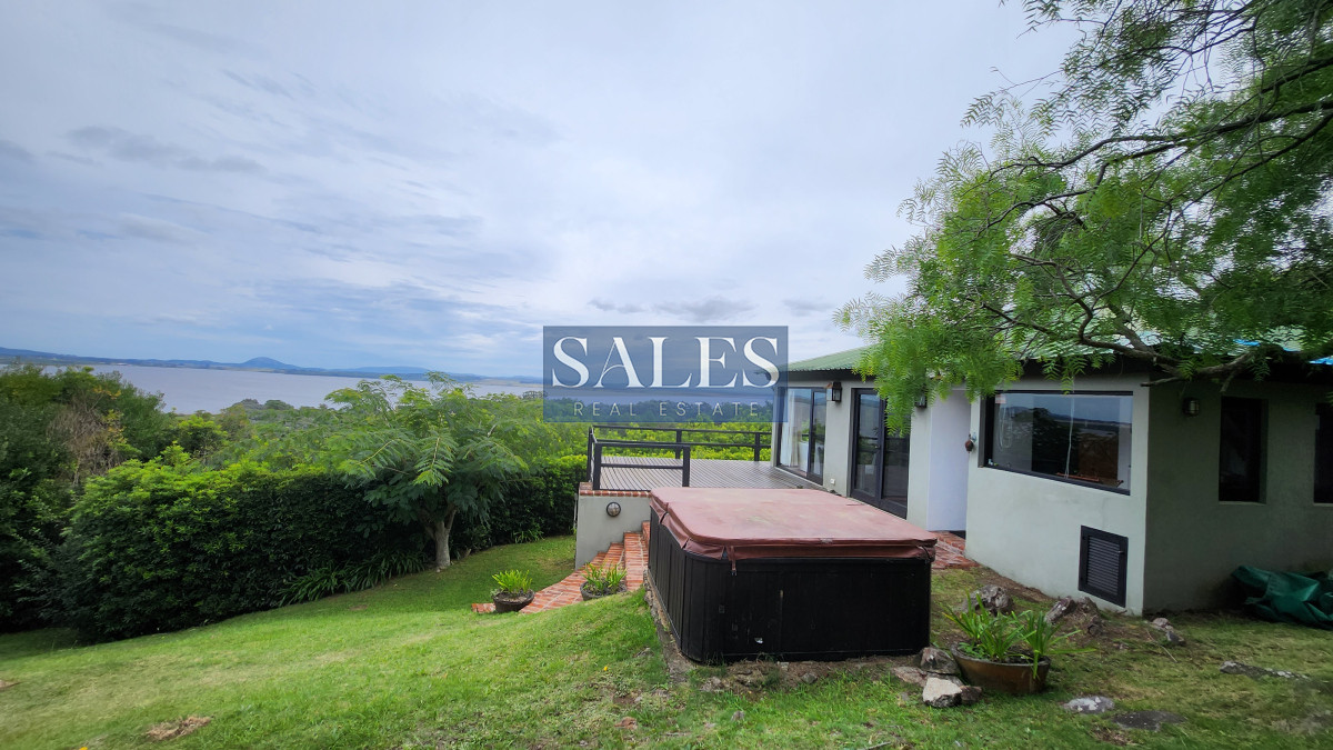 Casa ID.1224 - Casa 4 d en Las Cumbres vista a la Laguna del Sauce