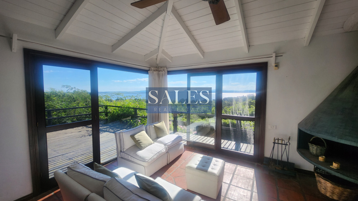 Casa ID.1224 - Casa 4 d en Las Cumbres vista a la Laguna del Sauce