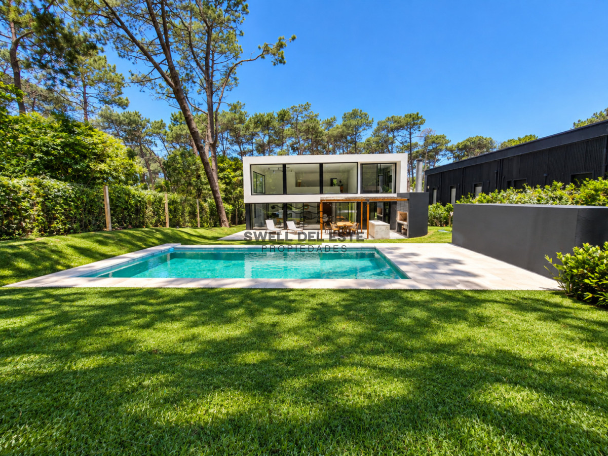 Casa ID.269 - Playa Brava - Casa 4 dormitorios en barrio privado, Rincón del Indio