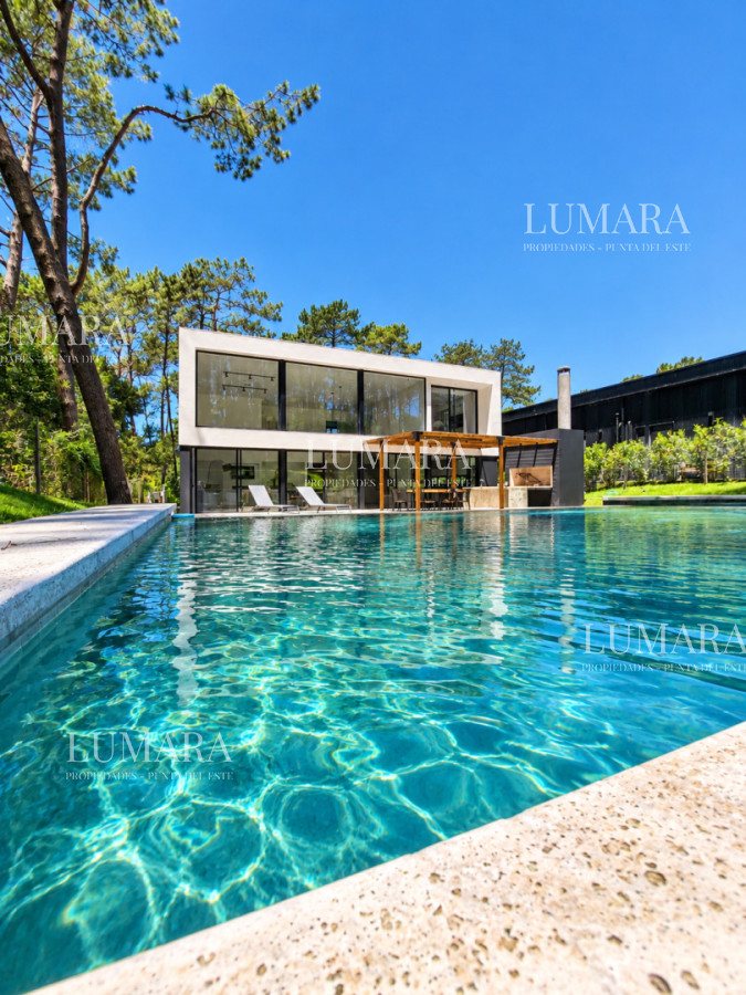 Casa ID.2898 - Playa Brava - Casa 4 dormitorios en barrio privado, Rincón del Indio