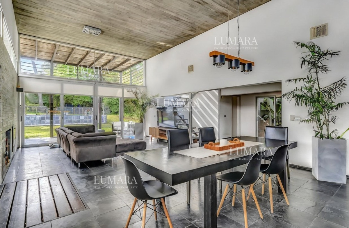 Casa ID.2855 - Moderna Casa Punta del Este - San Rafael 5 Dormitorios 5 Baños Muebles Garaje