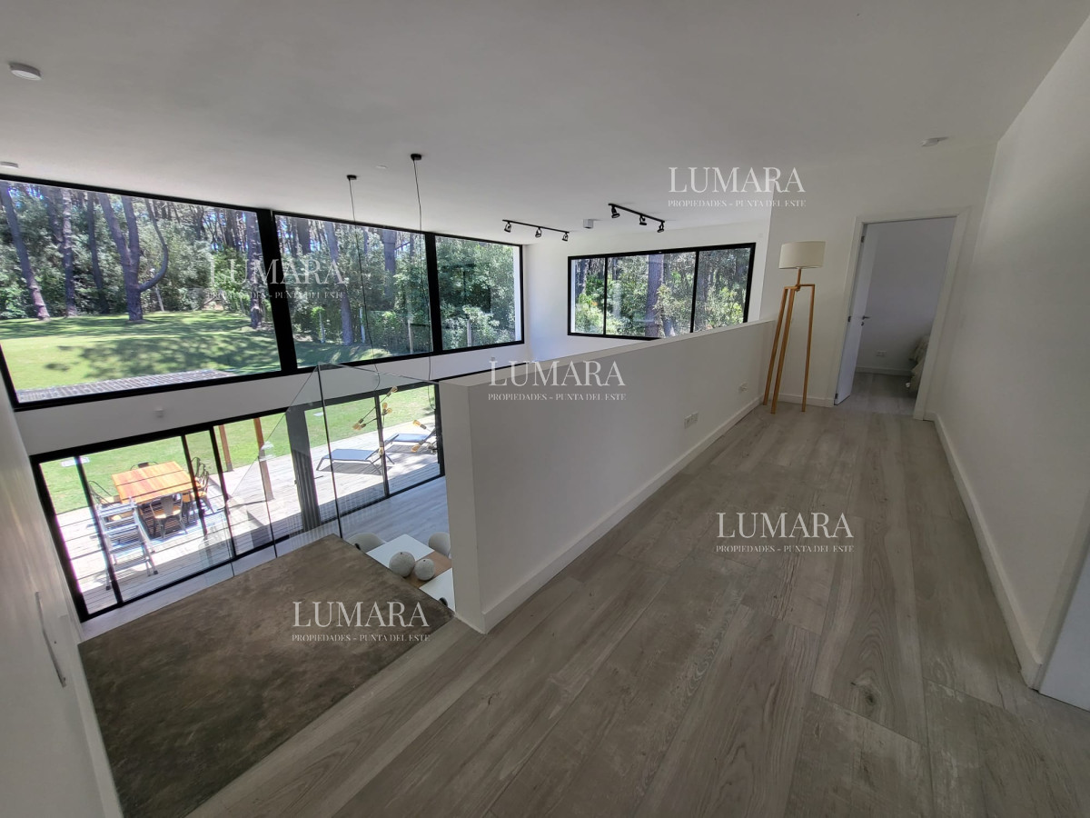 Casa ID.2898 - Playa Brava - Casa 4 dormitorios en barrio privado, Rincón del Indio