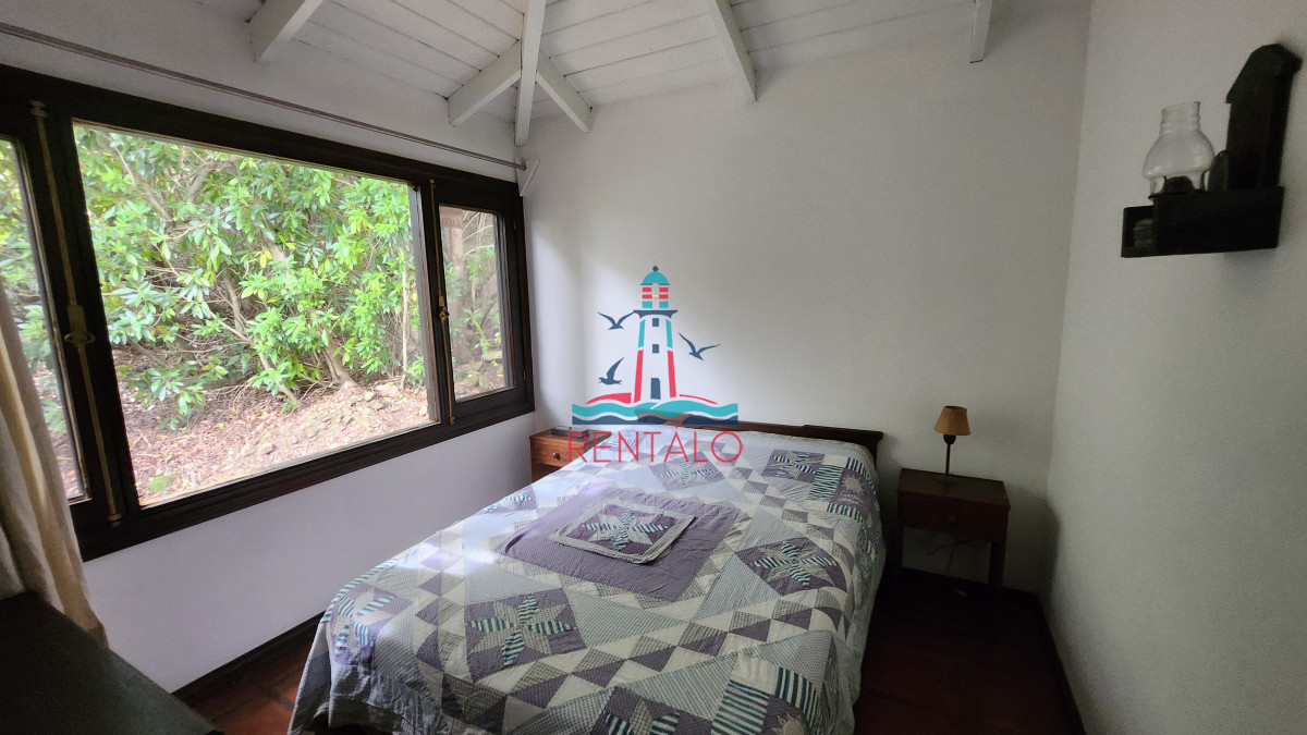 Casa ID.198 - Casa en venta 4 dormitorios en Las Cumbres vista a la Laguna del Sauce