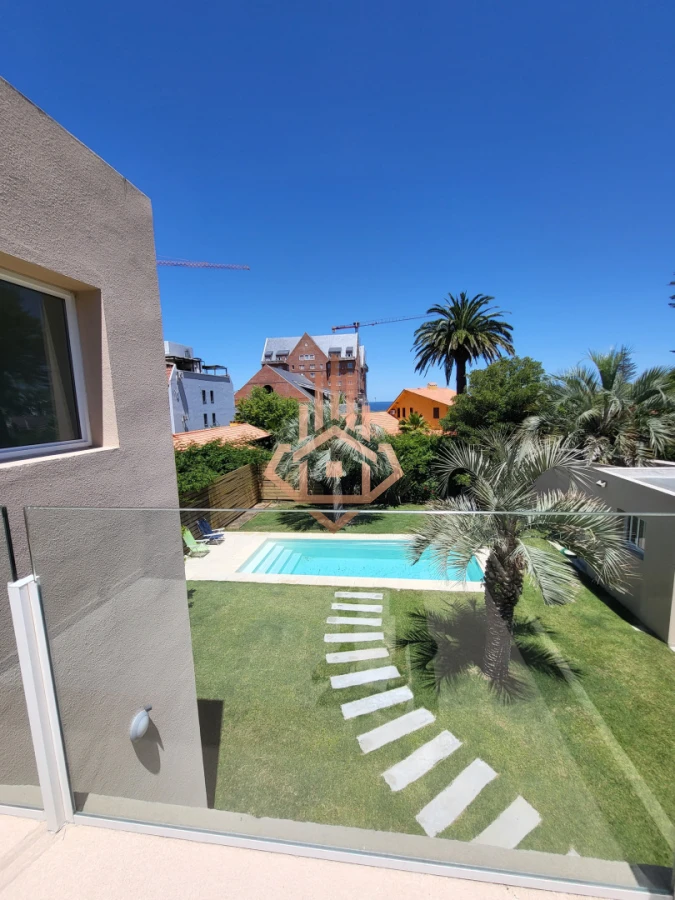 Moderna Casa en San Rafael - 3 Dormitorios y Escritorio