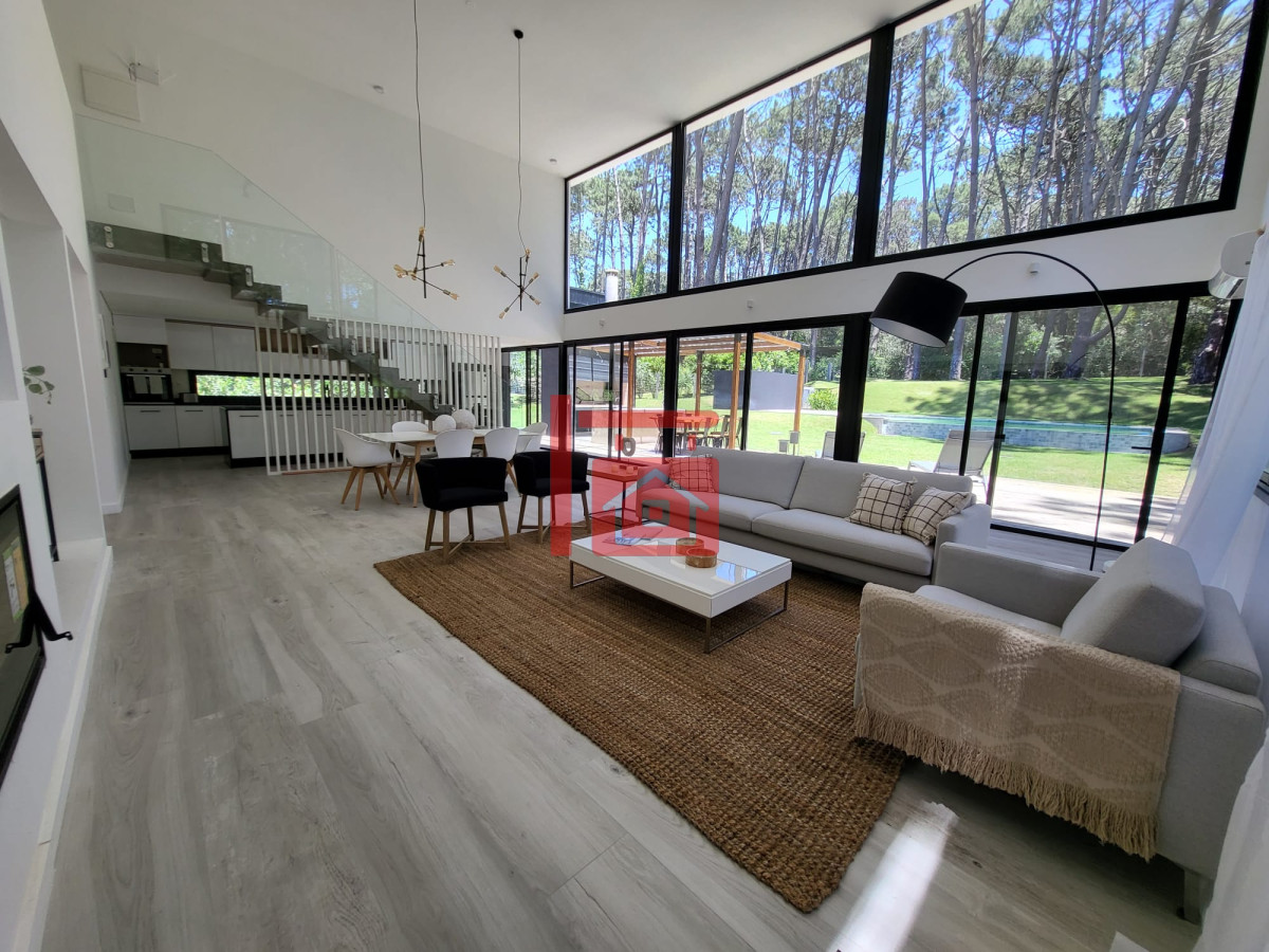 Casa ID.43 - Playa Brava - Casa 4 dormitorios en barrio privado, Rincón del Indio