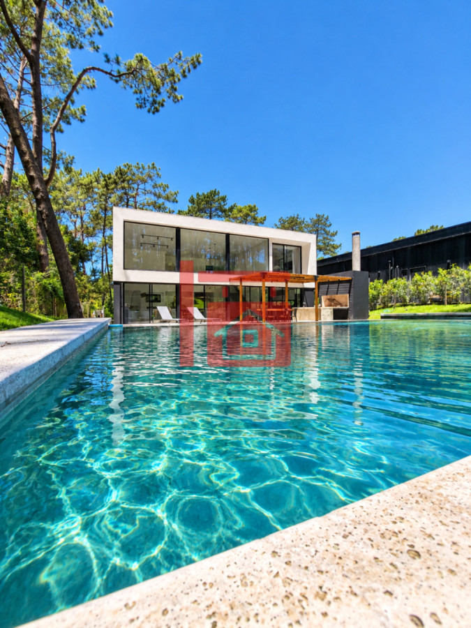 Casa ID.43 - Playa Brava - Casa 4 dormitorios en barrio privado, Rincón del Indio