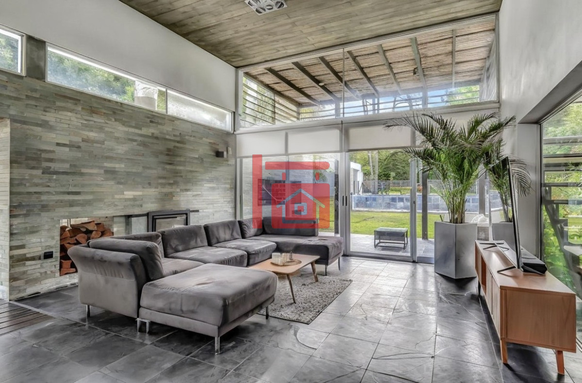 Casa ID.41 - Moderna Casa Punta del Este - San Rafael 5 Dormitorios 5 Baños Muebles Garaje