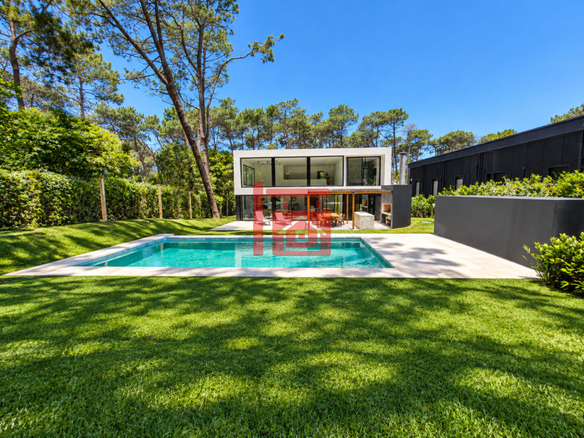 Casa ID.43 - Playa Brava - Casa 4 dormitorios en barrio privado, Rincón del Indio