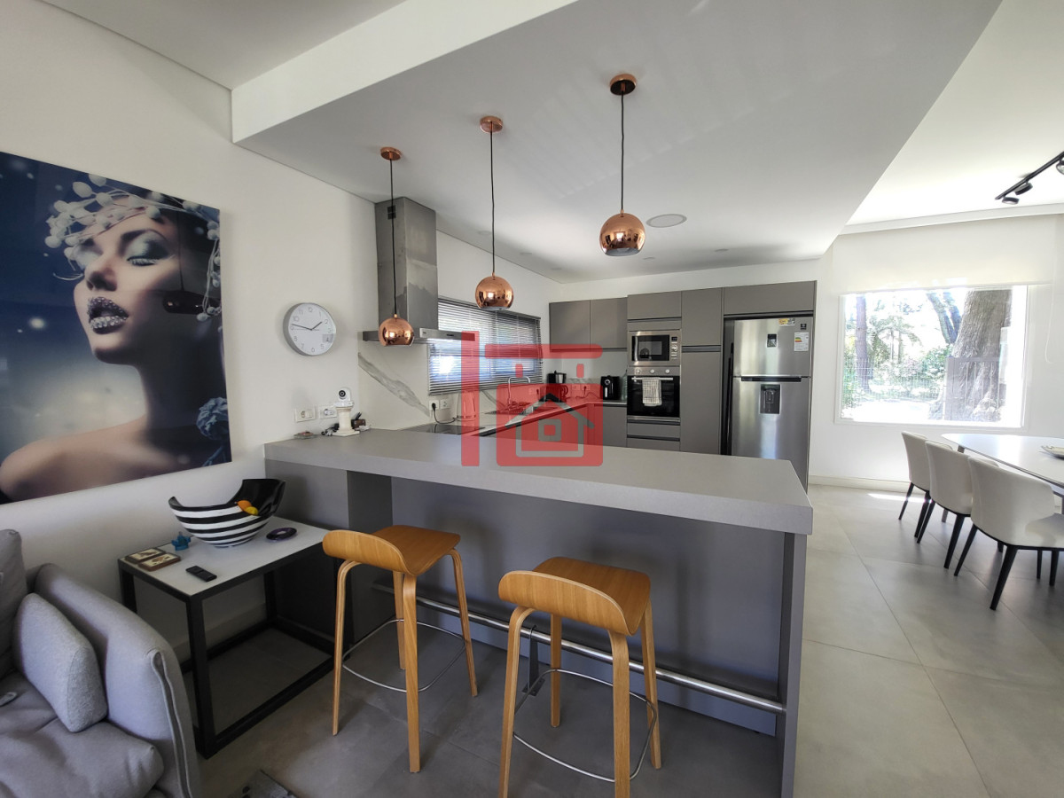 Casa ID.60 - MODERNA CASA EN SAN RAFAEL - 3 DORMITORIOS Y ESCRITORIO