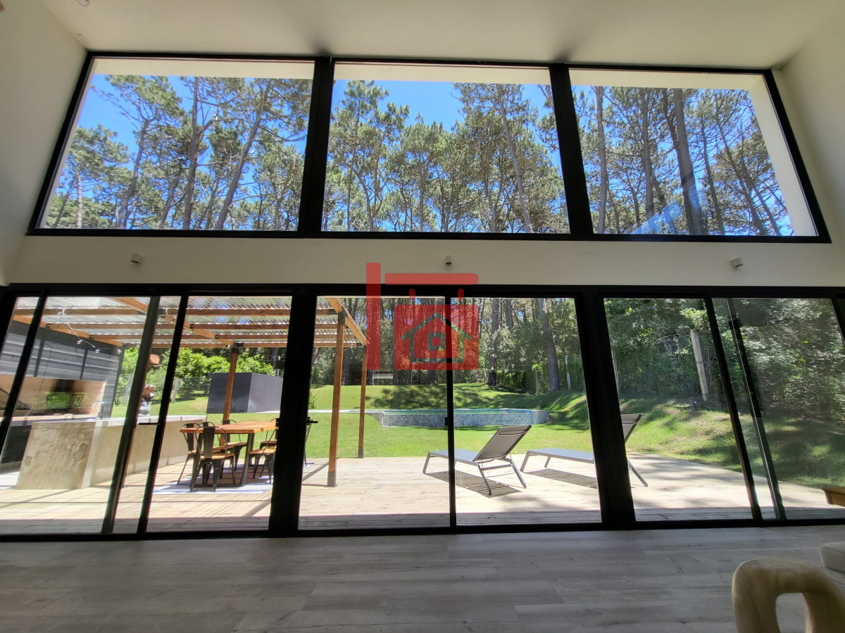 Casa ID.43 - Playa Brava - Casa 4 dormitorios en barrio privado, Rincón del Indio