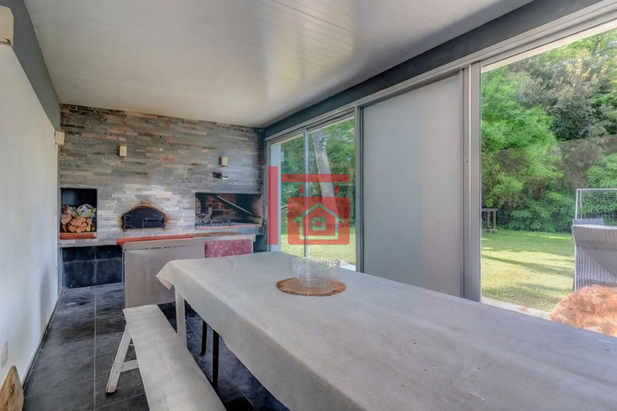 Casa ID.41 - Moderna Casa Punta del Este - San Rafael 5 Dormitorios 5 Baños Muebles Garaje