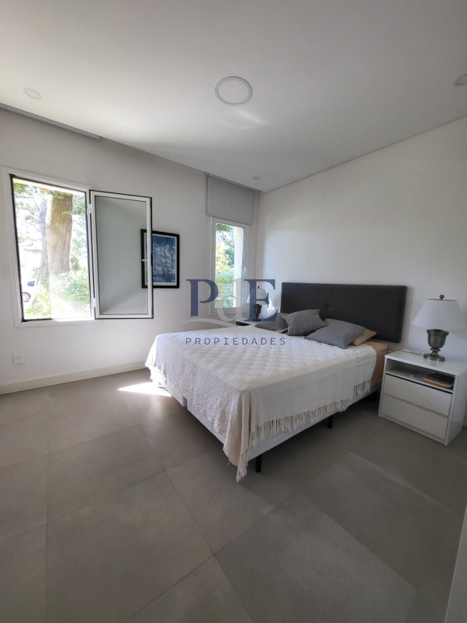 Moderna casa en San Rafael | 3 dormitorios + escritorio | A pasos de Playa Brava - Imagen 14