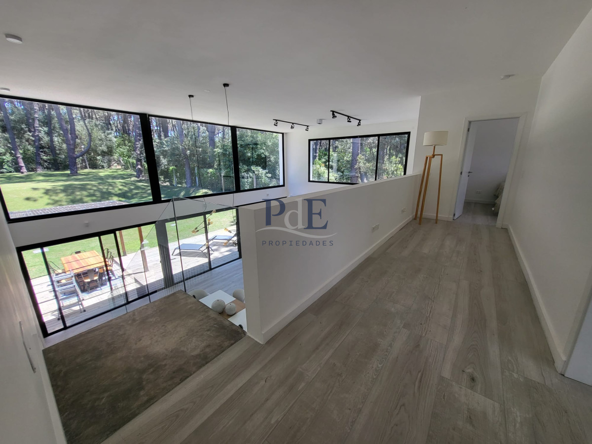 Playa Brava | Rincón del Indio | Casa a estrenar en barrio privado | 4 dormitorios - Imagen 9