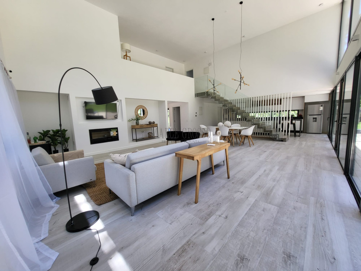 Apartamento ID.8 - Playa Brava - Casa 4 dormitorios en barrio privado, Rincón del Indio