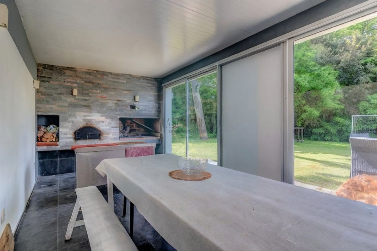 Casa ID.61 - Moderna Casa Punta del Este - San Rafael 5 Dormitorios 5 Baños Muebles Garaje