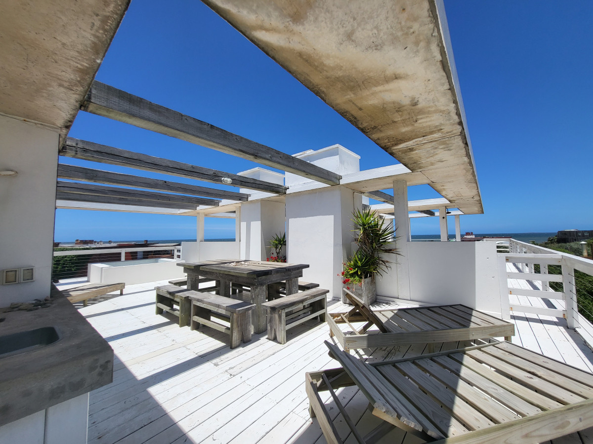 Bikini - GoPunta - Portal Inmobiliario de Punta del Este - Maldonado