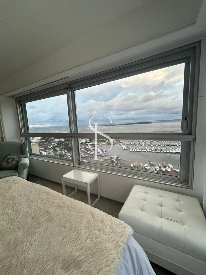 Apartamento ID.32 - Vista al Puerto, piso alto