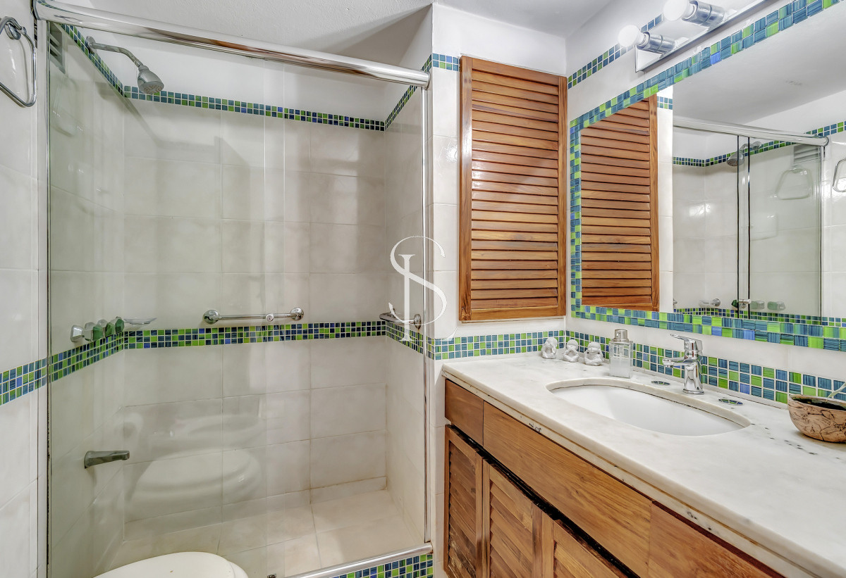 Apartamento ID.144 - Apto en venta, amplia planta y la mejor orientación