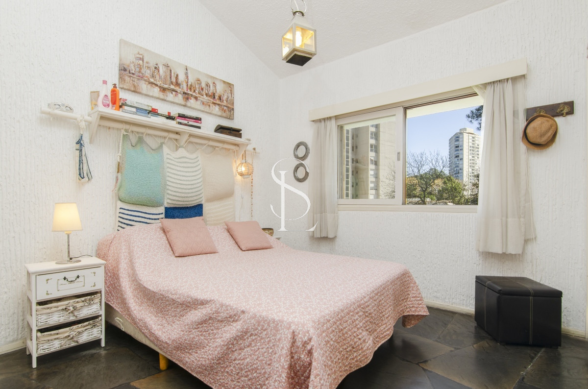 Apartamento ID.150 - Apartamento en venta o alquiler anual tipo casa, 2 dorm con estufa y parrillero en Roosevelt