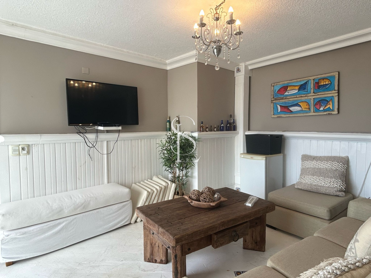 Apartamento ID.63 - Pent House en playa Brava con parrillero propio