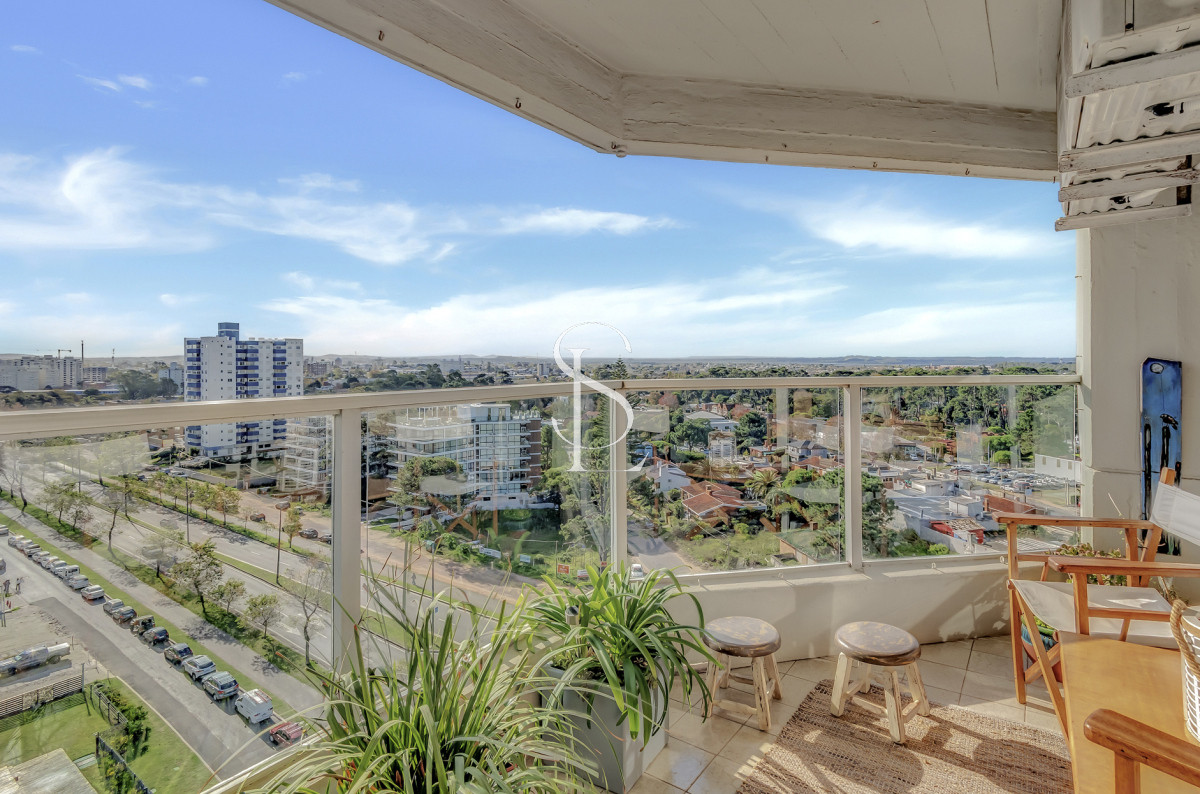 Apartamento ID.144 - Apto en venta, amplia planta y la mejor orientación