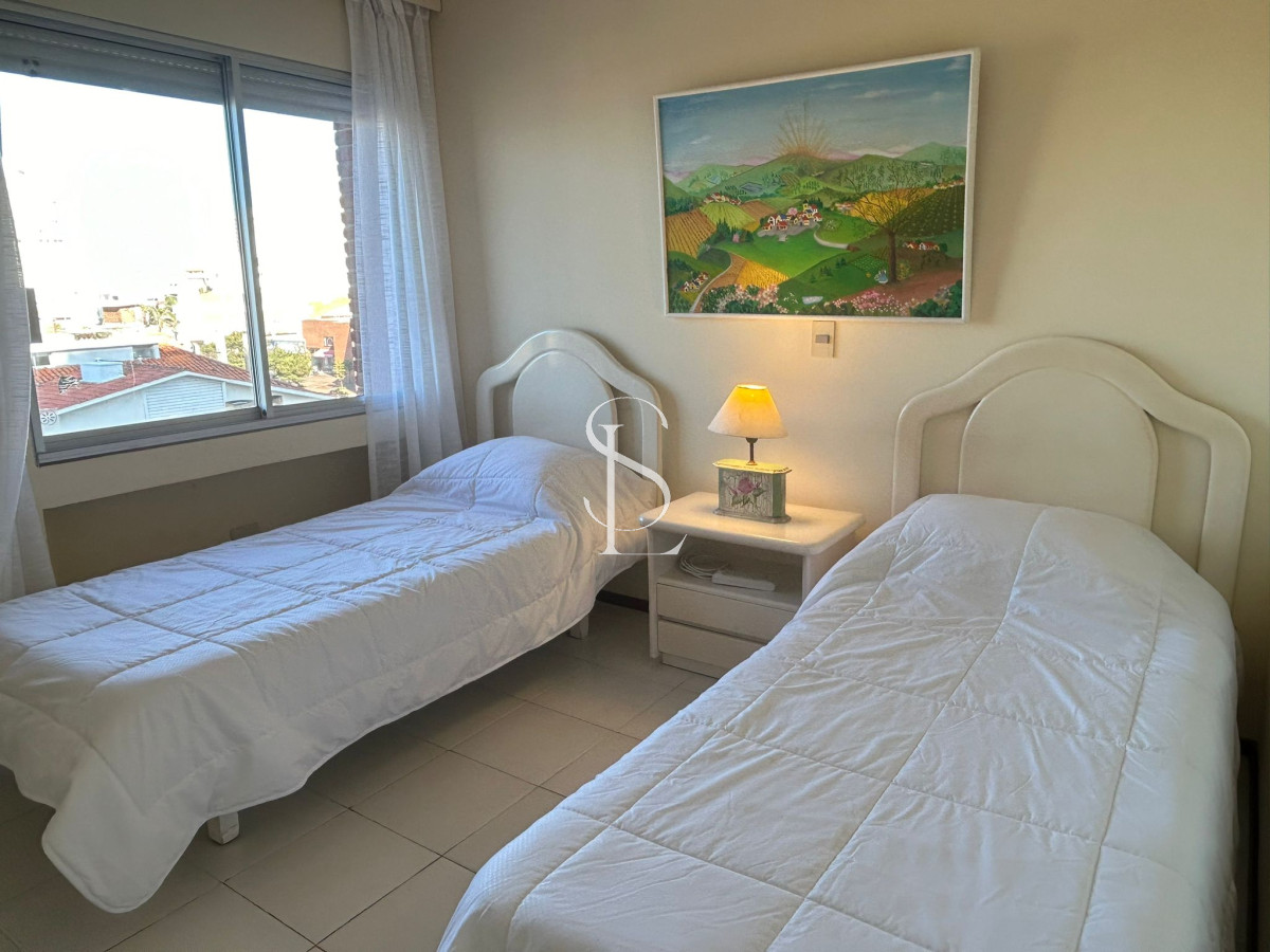 Apartamento ID.47 - Espectacular apartamento en primera linea de playa Brava