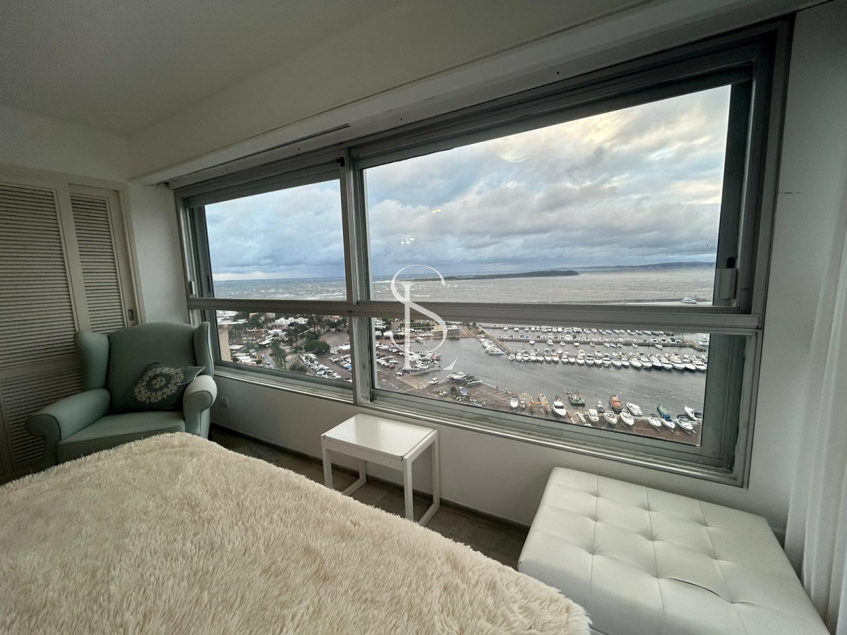 Apartamento ID.32 - Vista al Puerto, piso alto