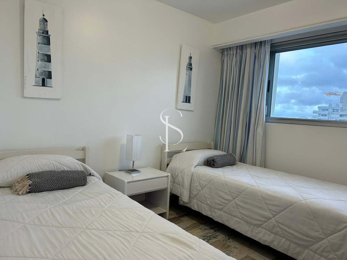 Apartamento ID.32 - Vista al Puerto, piso alto