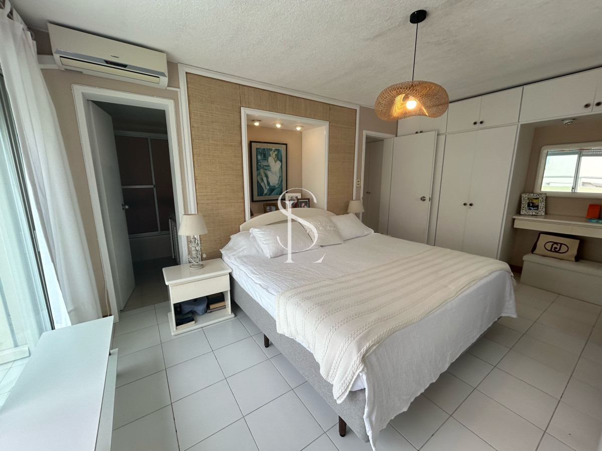 Apartamento ID.63 - Pent House en playa Brava con parrillero propio