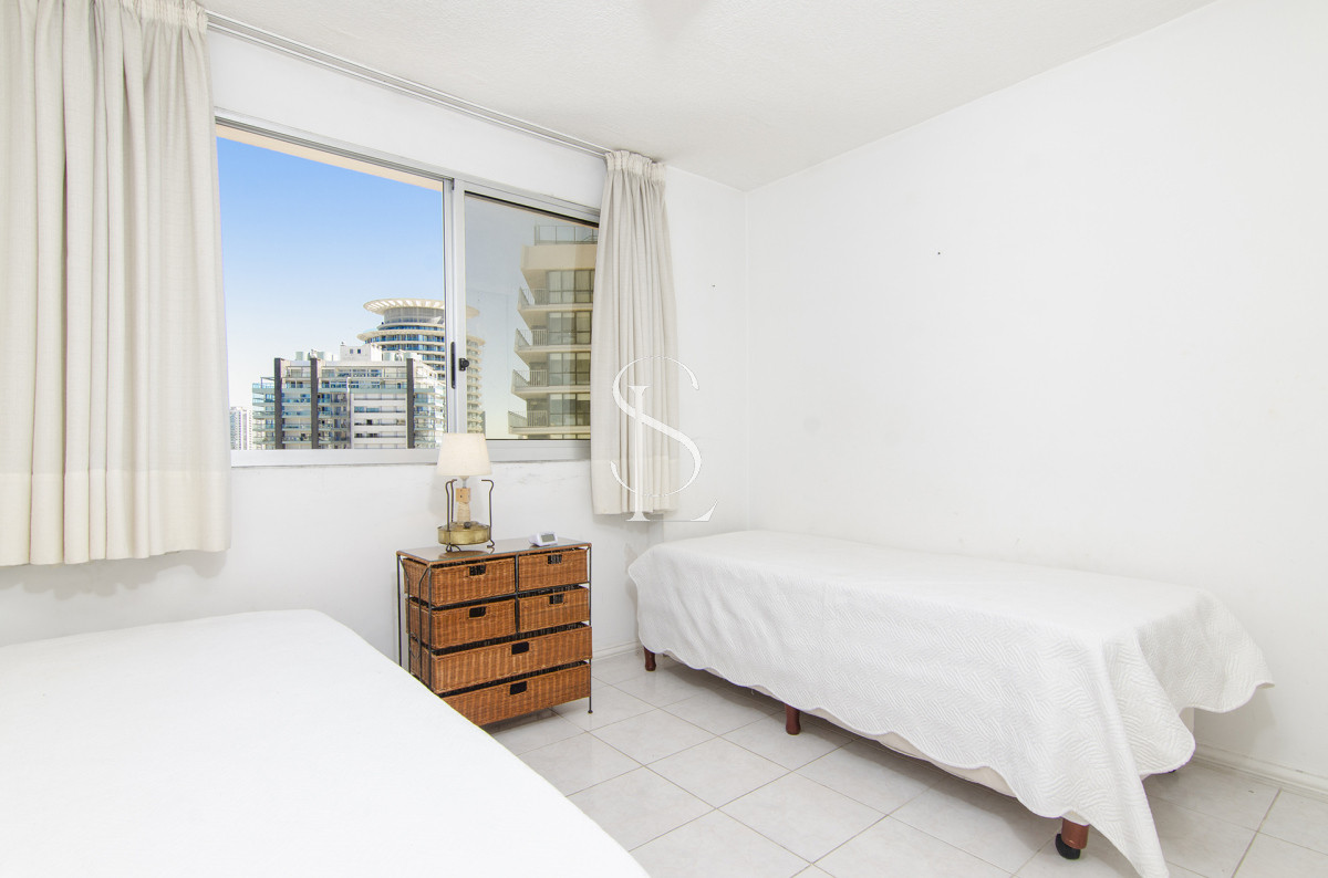 Apartamento ID.167 - Oportunidad en playa brava! apto dos dormitorios con vista al mar