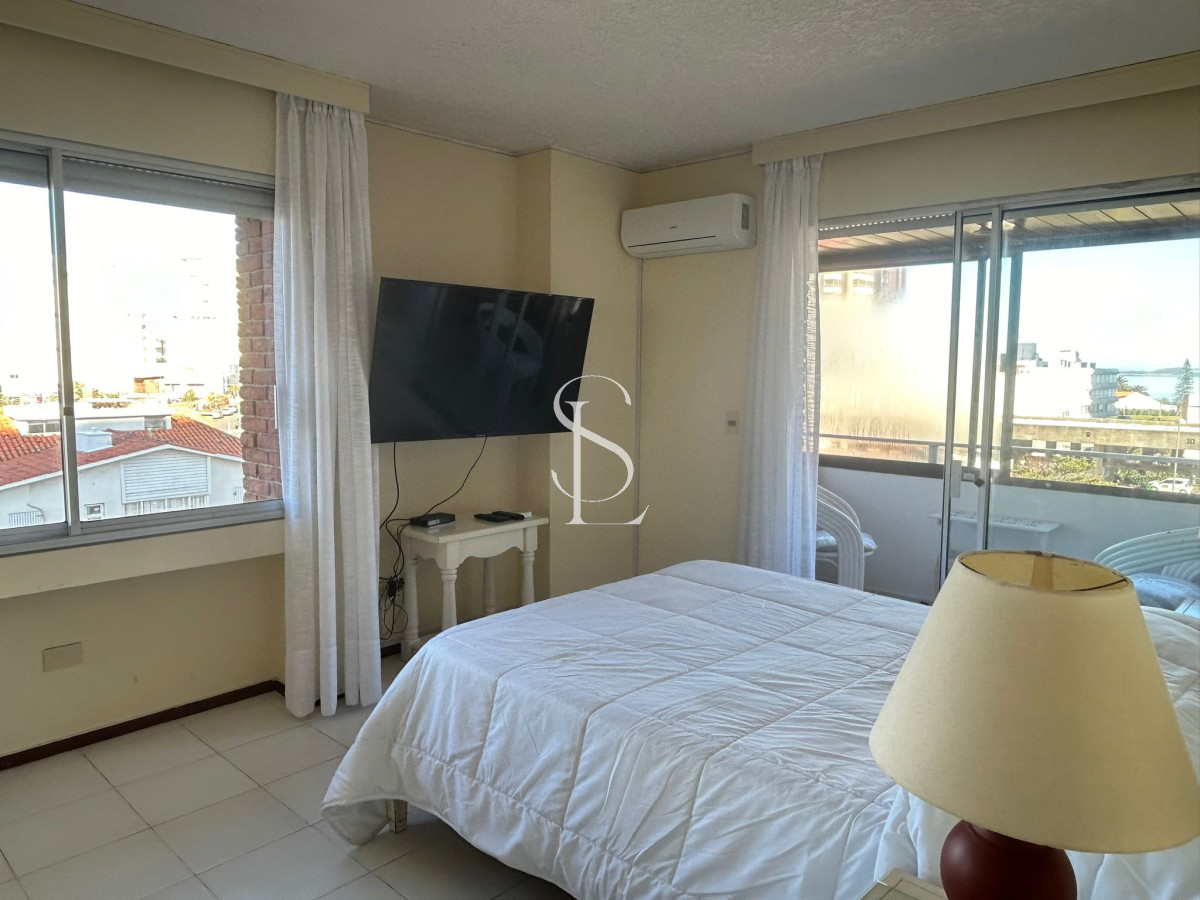 Apartamento ID.47 - Espectacular apartamento en primera linea de playa Brava