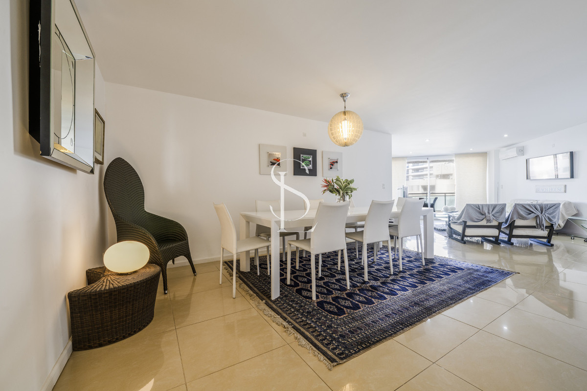 Apartamento ID.180 - Apartamento en venta en edificio Sol y Luna I, playa Brava