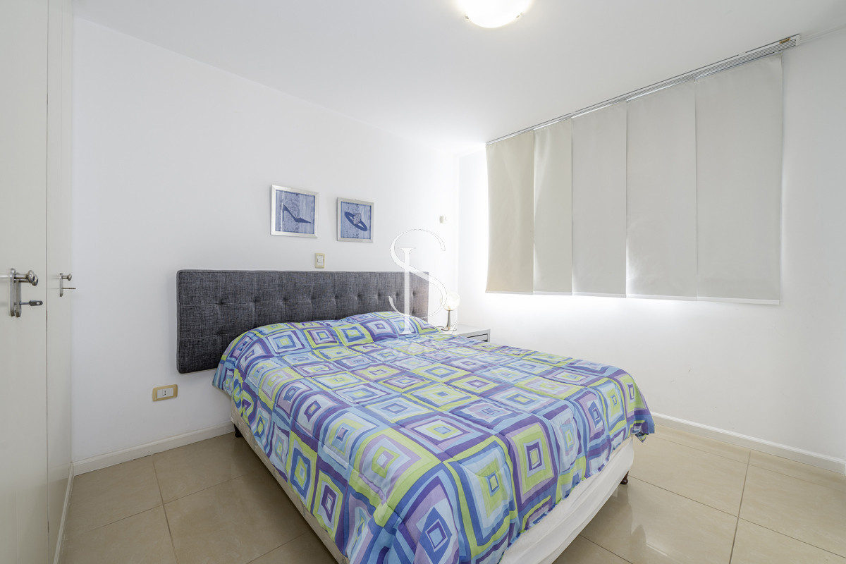 Apartamento ID.180 - Apartamento en venta en edificio Sol y Luna I, playa Brava