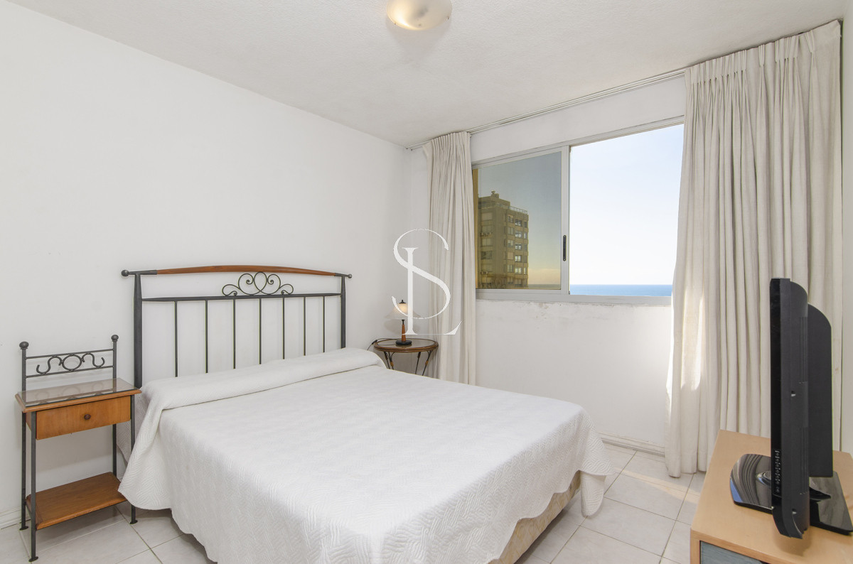 Apartamento ID.167 - Oportunidad en playa brava! apto dos dormitorios con vista al mar