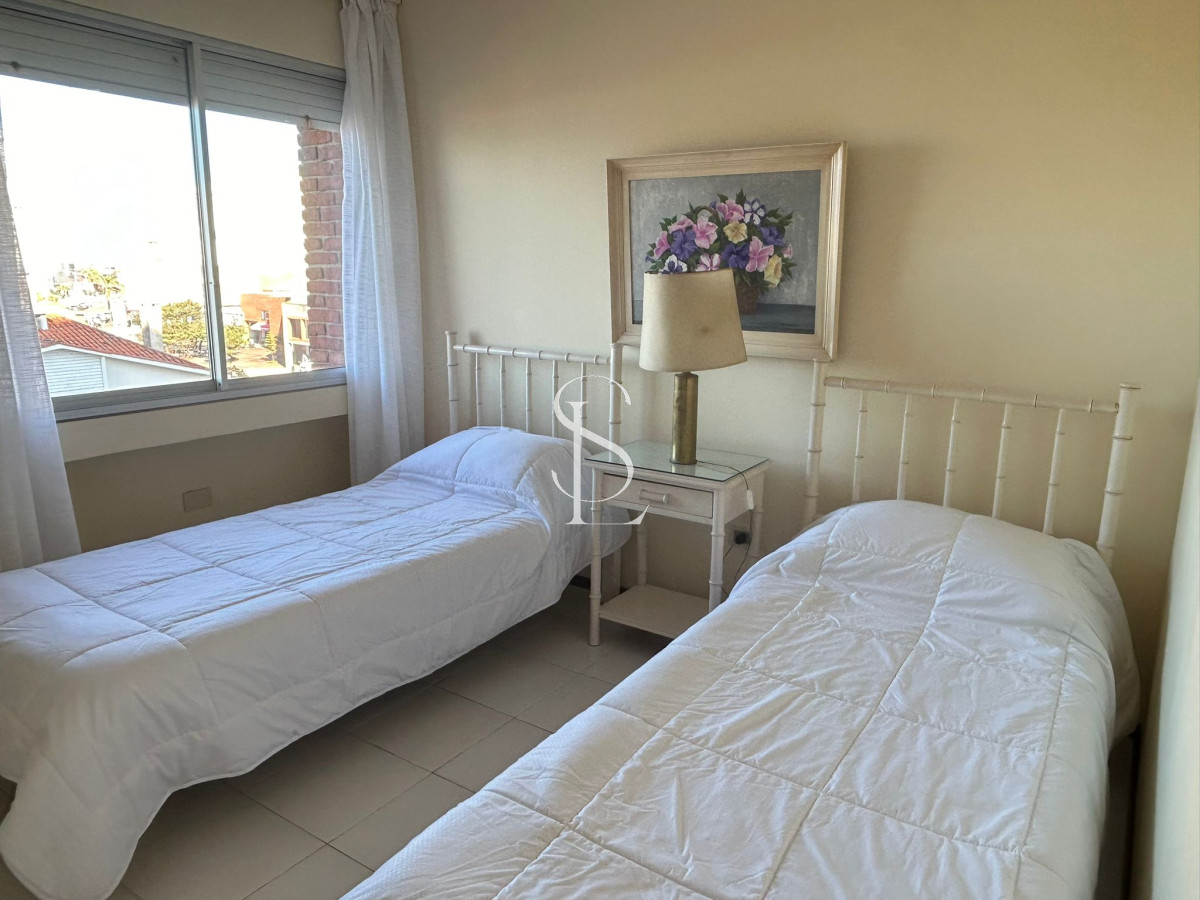 Apartamento ID.47 - Espectacular apartamento en primera linea de playa Brava