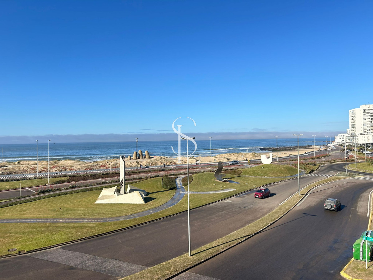Apartamento ID.47 - Espectacular apartamento en primera linea de playa Brava