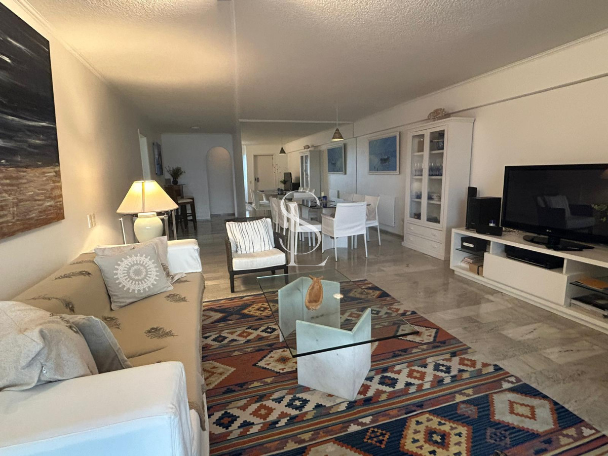 Apartamento ID.32 - Vista al Puerto, piso alto