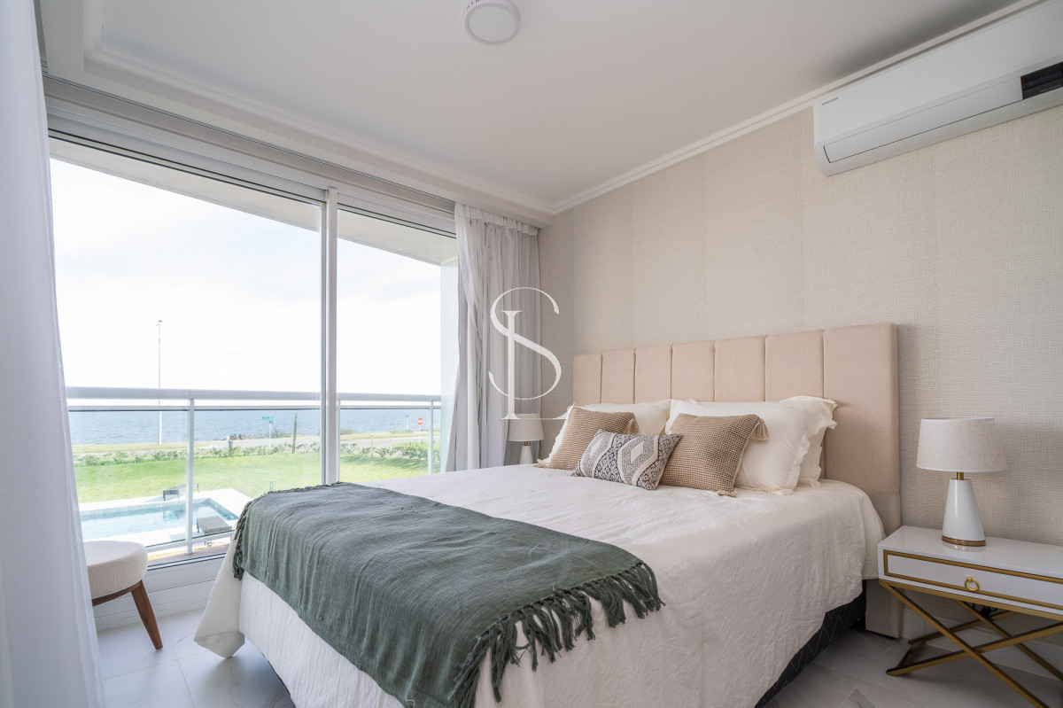 Apartamento ID.66 - Playa Mansa, edificio nuevo