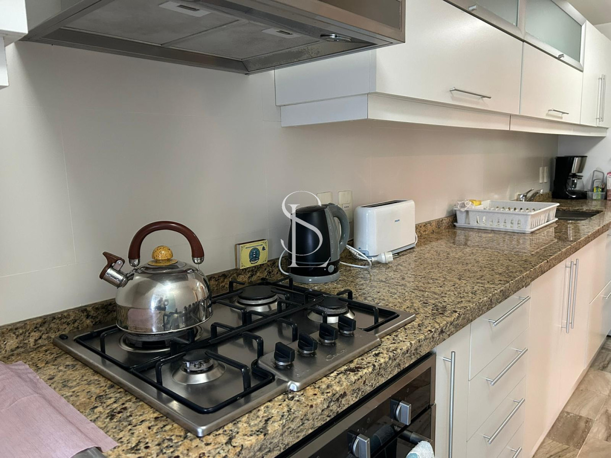 Apartamento ID.32 - Vista al Puerto, piso alto