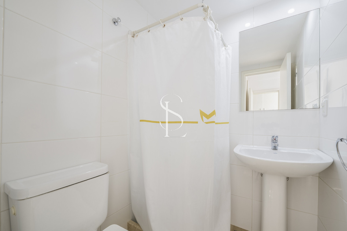 Apartamento ID.180 - Apartamento en venta en edificio Sol y Luna I, playa Brava