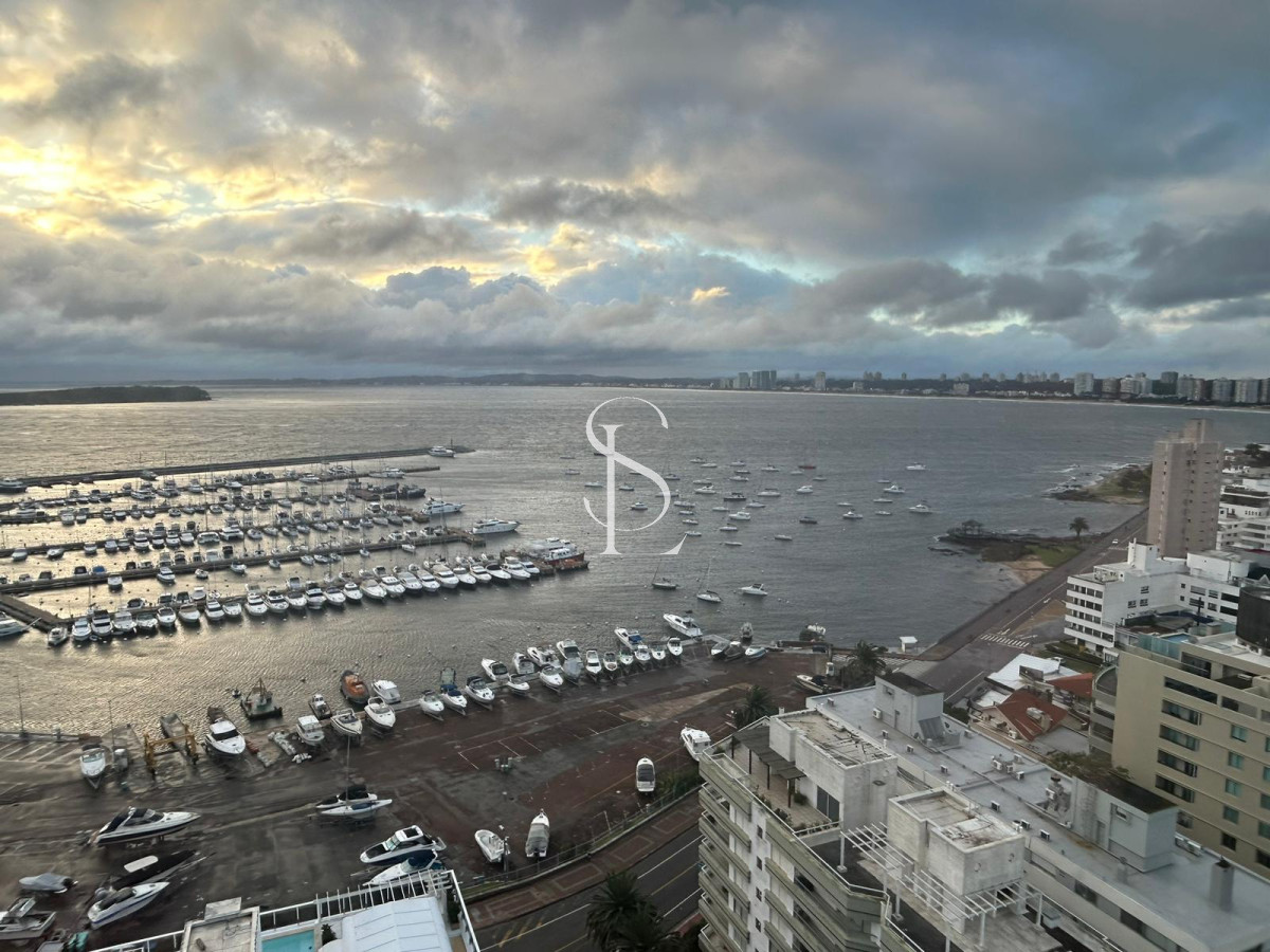 Apartamento ID.32 - Vista al Puerto, piso alto