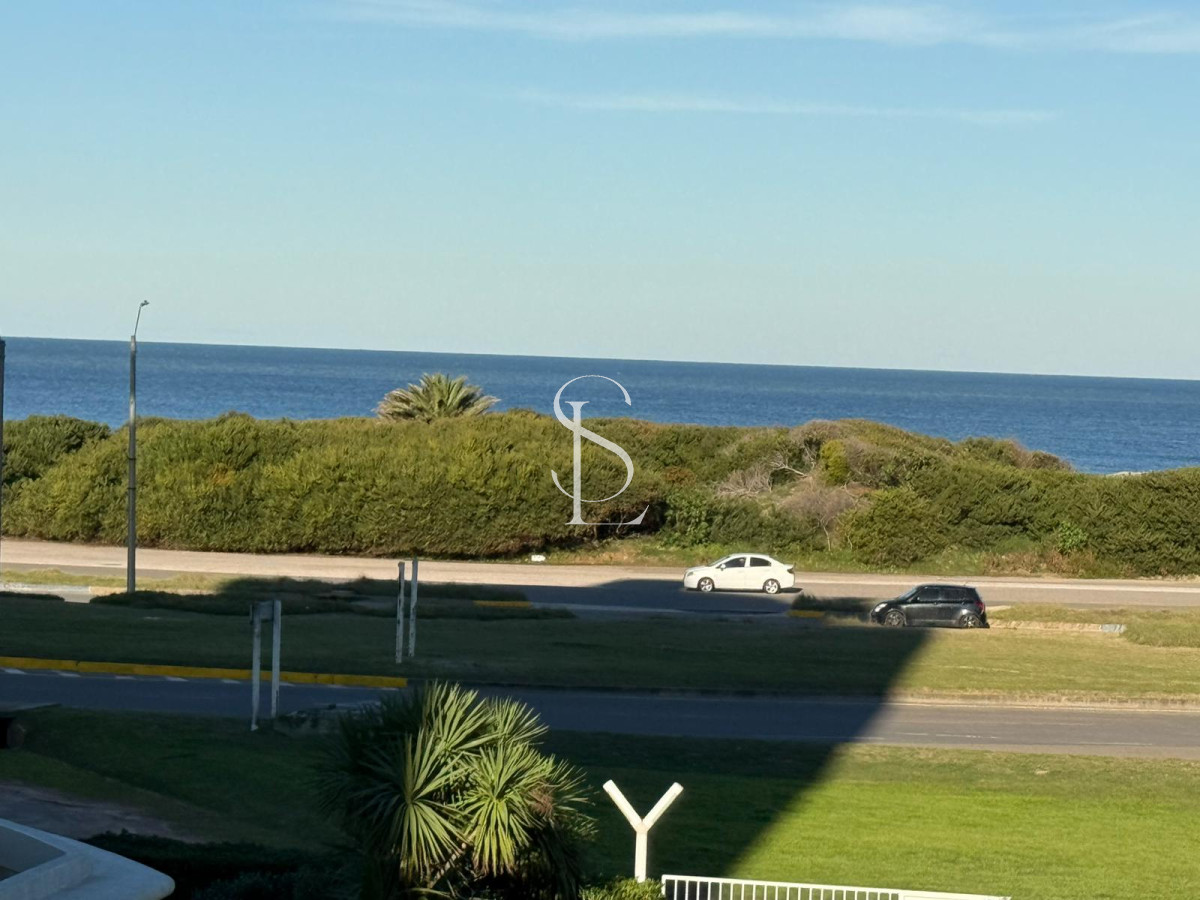 Apartamento ID.146 - Alquiler anual, apartamento frente al mar