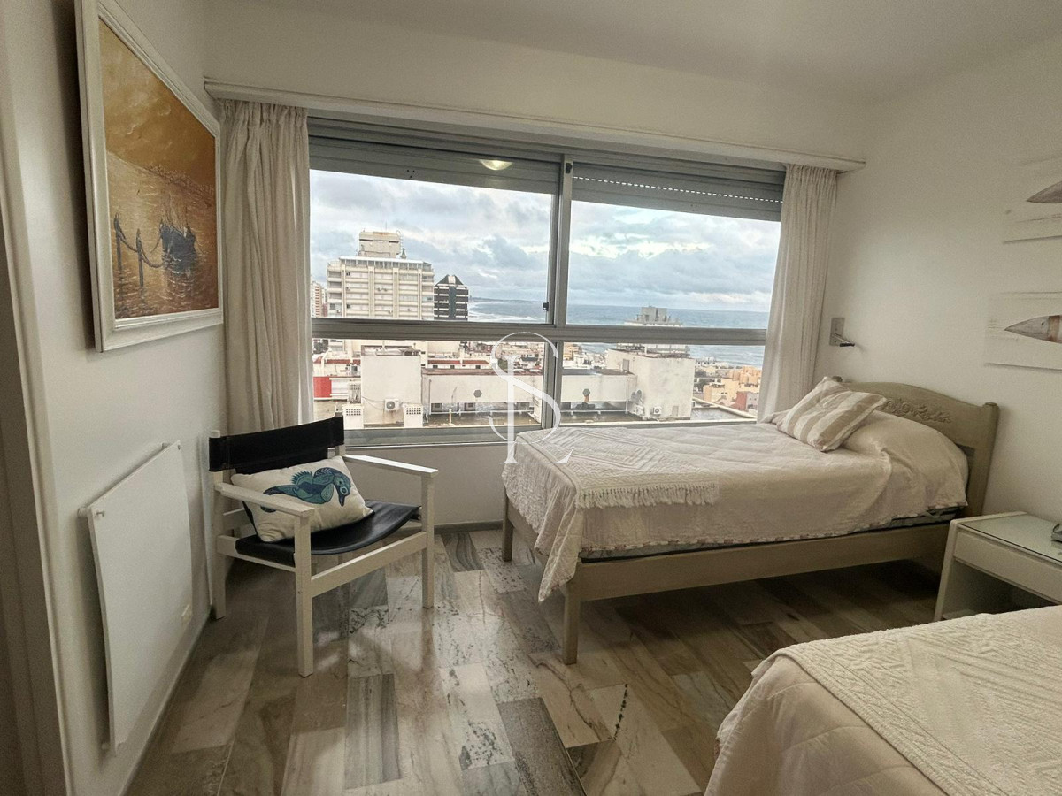 Apartamento ID.32 - Vista al Puerto, piso alto